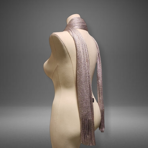 Elegant Vintage Silver Fishnet Women's Shawl - Picture 7 of 13